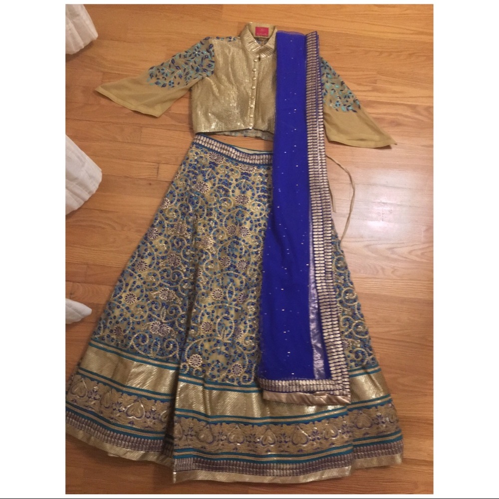 Reposh Indian dress. Bollywood lehenga choli